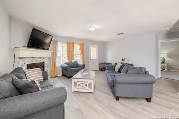 San Antonio, TX 78261,24703 Maple Crest