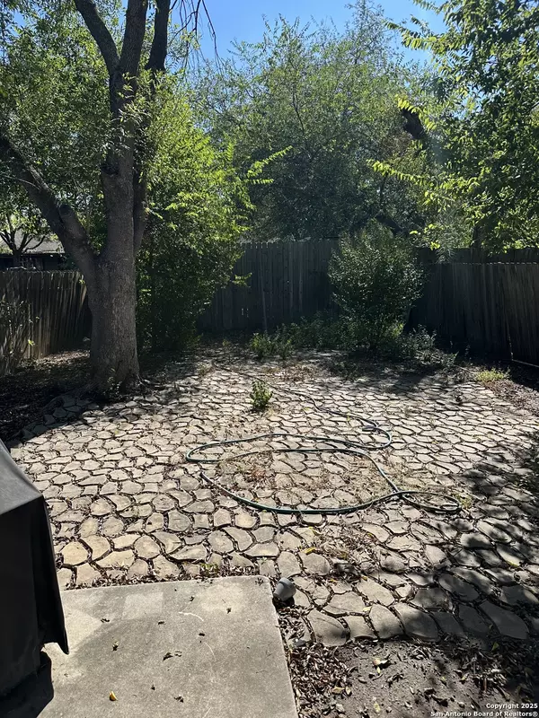 San Antonio, TX 78245,1318 bayou