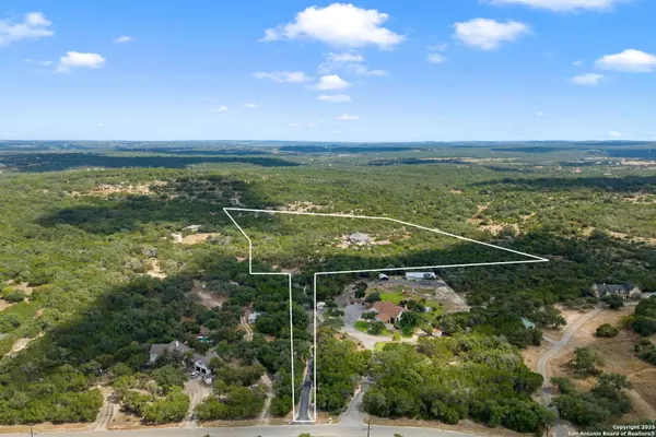Spring Branch, TX 78070,864 Coyote Ridge