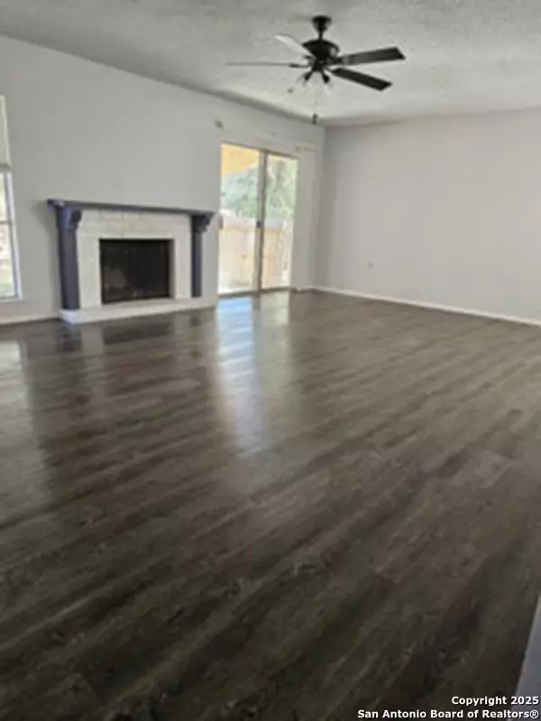 San Antonio, TX 78233,4735 El Vedado St