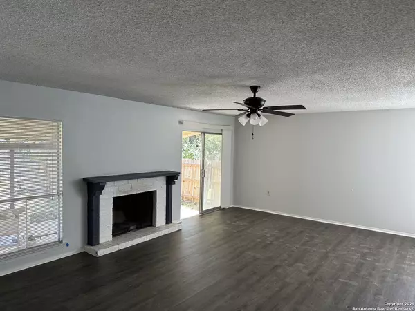 San Antonio, TX 78233,4735 El Vedado St