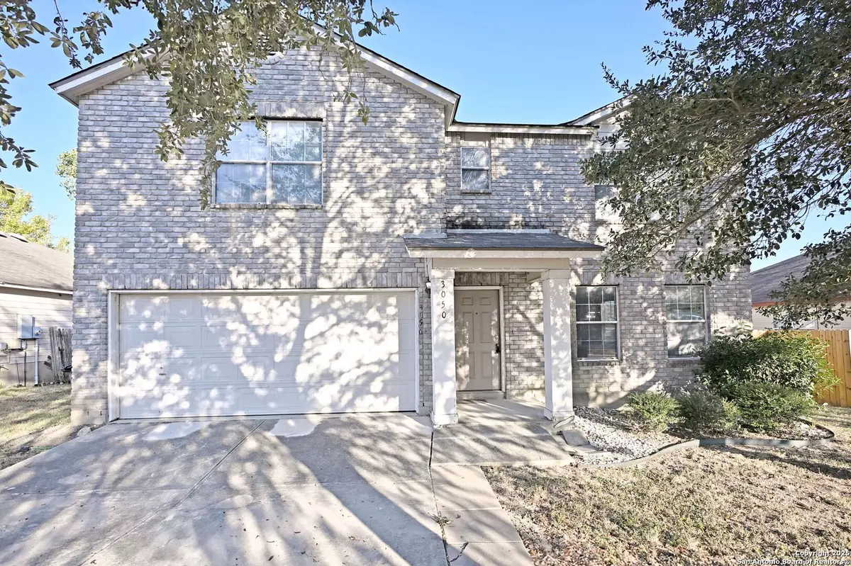 New Braunfels, TX 78130,3050 Button Ball