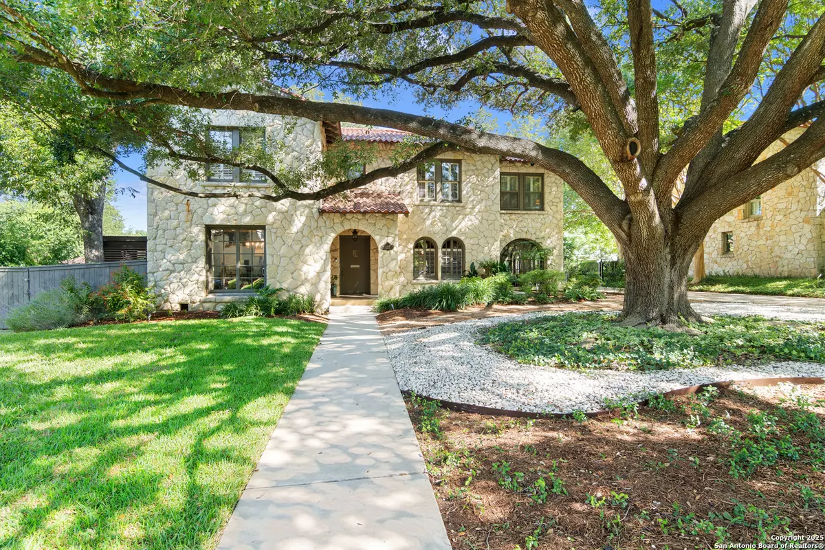 Olmos Park, TX 78212,123 Brittany