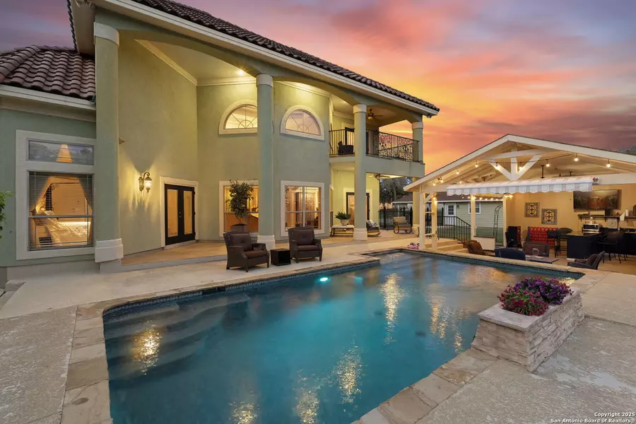 443 Rosewood Dr, La Vernia, TX 78121