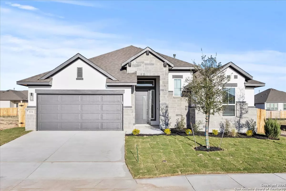 Seguin, TX 78155,3731 Moru Oak Drive