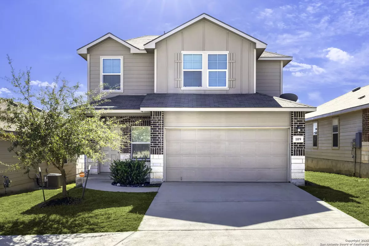 Floresville, TX 78114,109 Hogans Alley