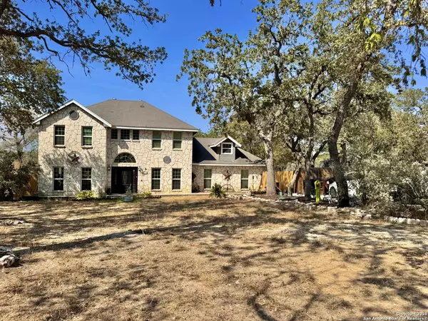 Floresville, TX 78114,325 Eagle Ridge