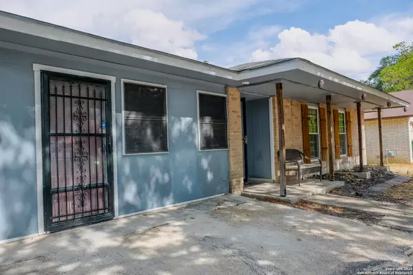 Converse, TX 78109,313 Renee