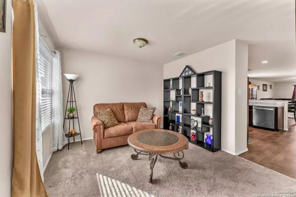 Converse, TX 78109,3211 Andromeda Way