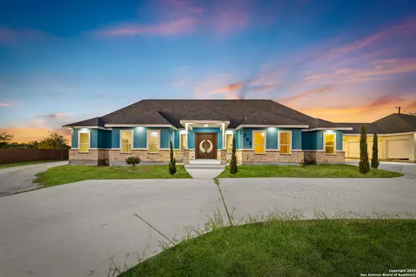 703 Petaluma Blvd, San Antonio, TX 78221