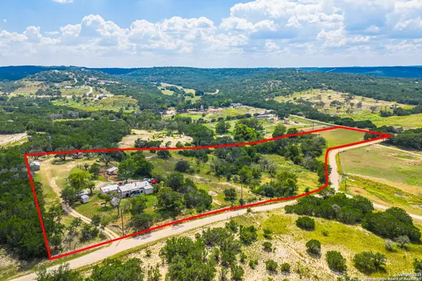 132 silver creek, Center Point, TX 78010