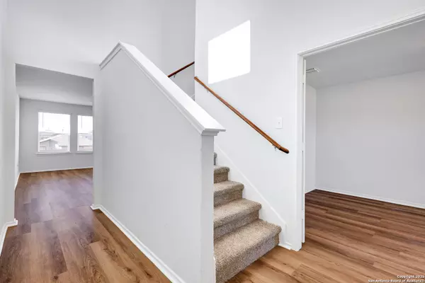 San Antonio, TX 78244,5867 Kendall Pr