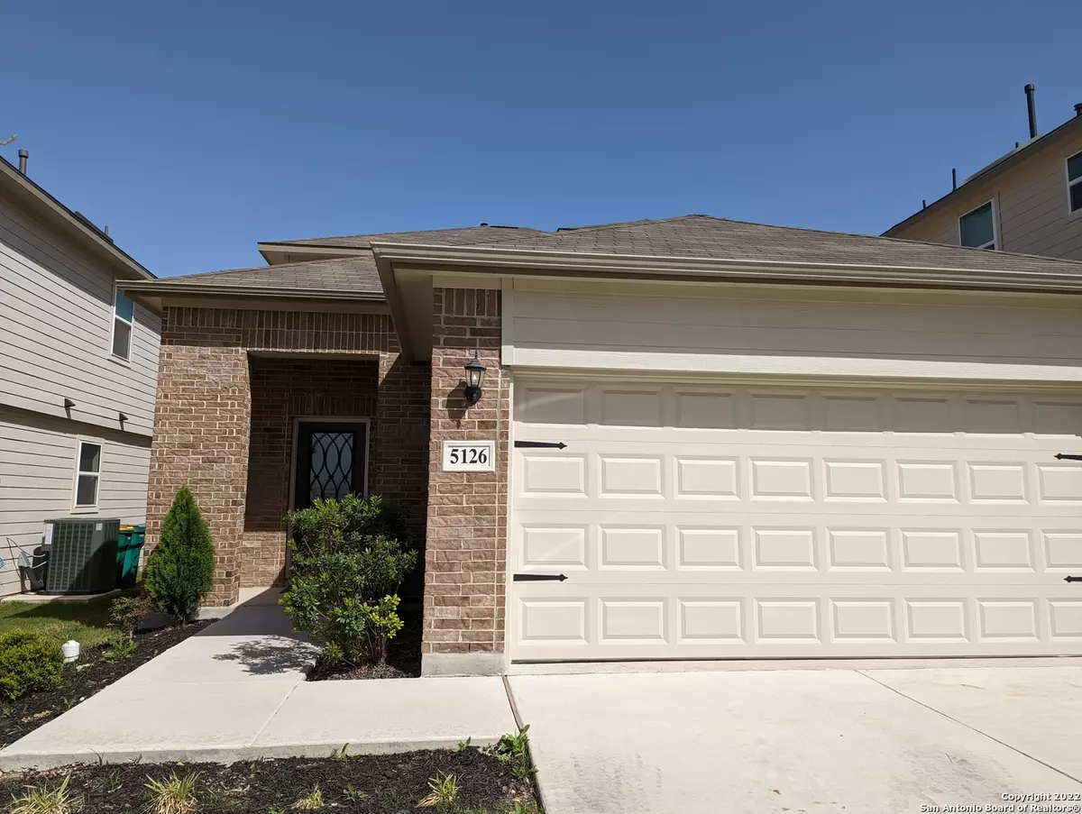 Converse, TX 78109-3845,5126 LONGHORN RIV