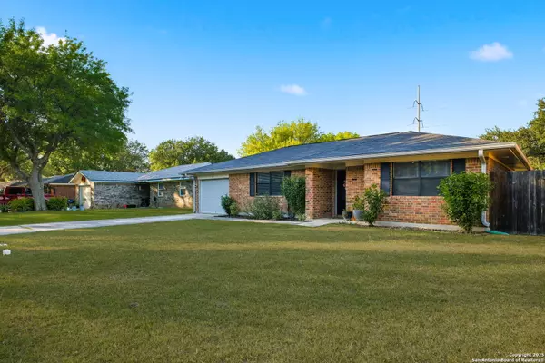 127 sioux, Cibolo, TX 78108