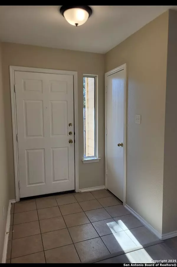 San Antonio, TX 78253-5843,754 PINAFORE ST