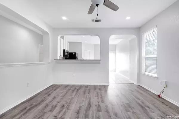 San Antonio, TX 78218-3105,6126 PLUMBAGO PL