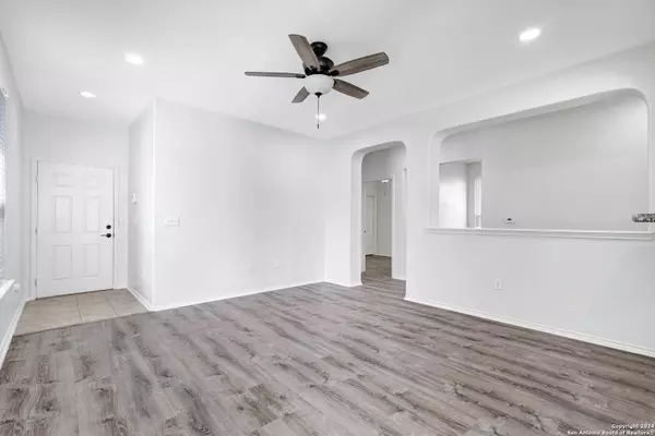 San Antonio, TX 78218-3105,6126 PLUMBAGO PL