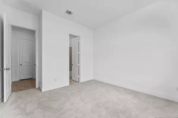 New Braunfels, TX 78132,5504 Paschal Park