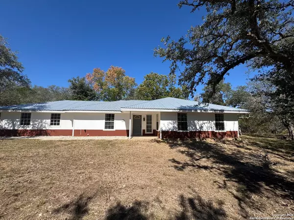 675 Lacey, Bandera, TX 78003