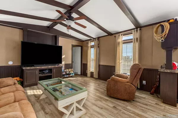 Seguin, TX 78155,10055 Fm 467