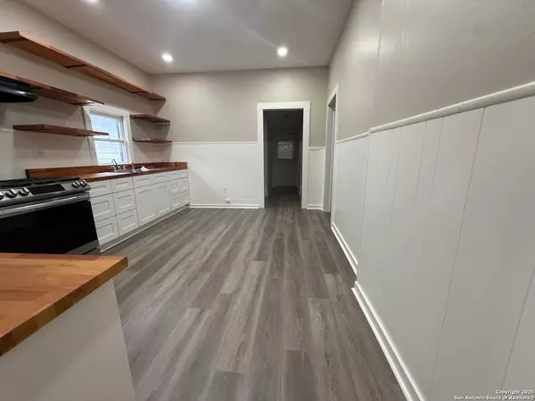 San Antonio, TX 78204,226 Carle