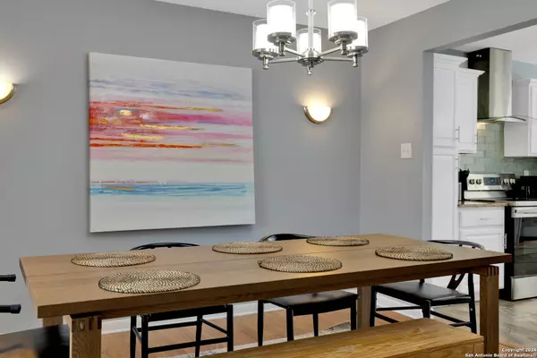 Castle Hills, TX 78213-2606,103 SHALIMAR DR