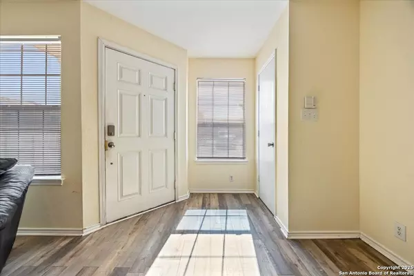 San Antonio, TX 78245,3 Bratton