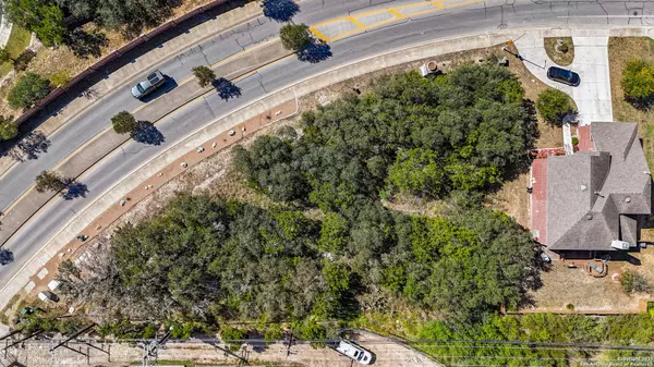 San Antonio, TX 78258,419 Knights Cross Dr.