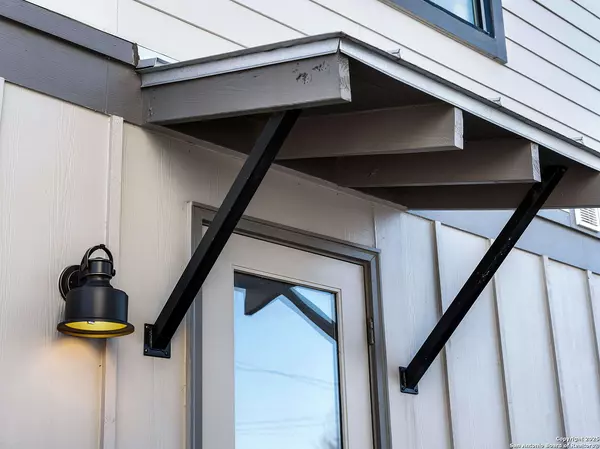 San Antonio, TX 78210,110 Playmoor