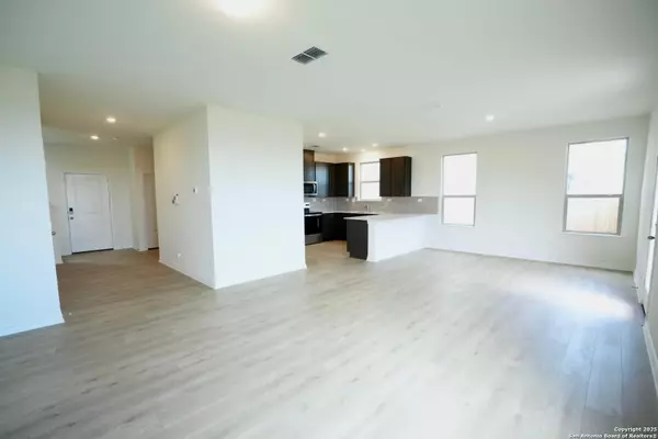 San Antonio, TX 78253,7746 canyon wren