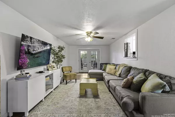 San Antonio, TX 78209,403 Karen