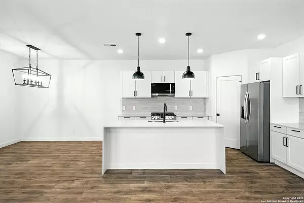 Dayton, TX 77535,1809 N Peach Creek Dr UNIT 3B