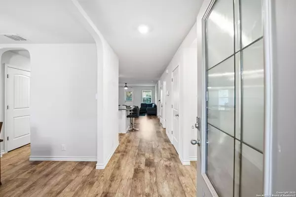 San Antonio, TX 78261,4826 SWING ARC WAY