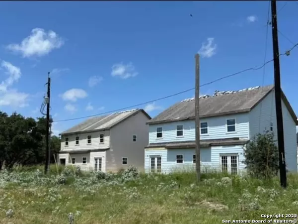 Rockport, TX 78382,1601 mathis