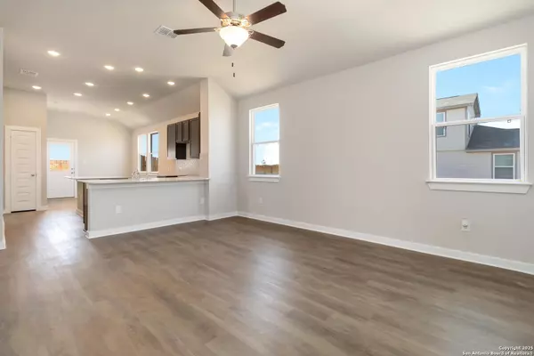 San Antonio, TX 78224,2350 Pink Pearl