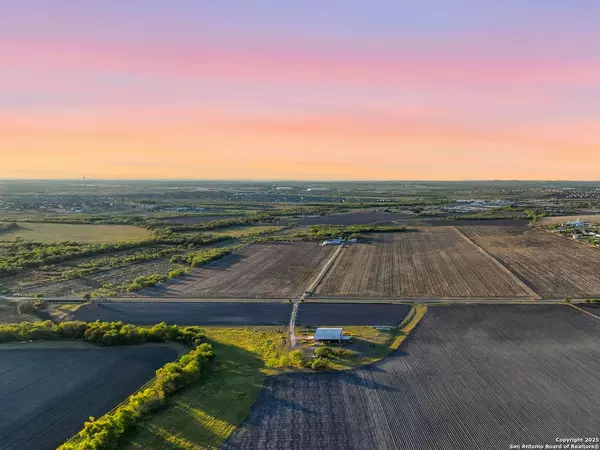 Converse, TX 78109,3311 Freudenburg