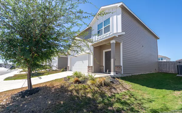 Converse, TX 78109,5639 PEARL MEADOW