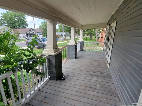 San Antonio, TX 78210,615 Delmar