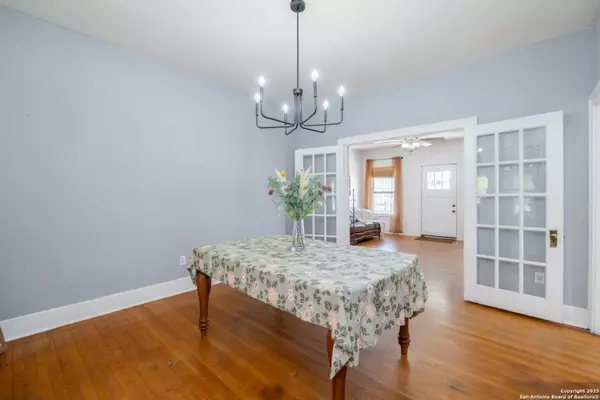 San Antonio, TX 78210,703 E Highland