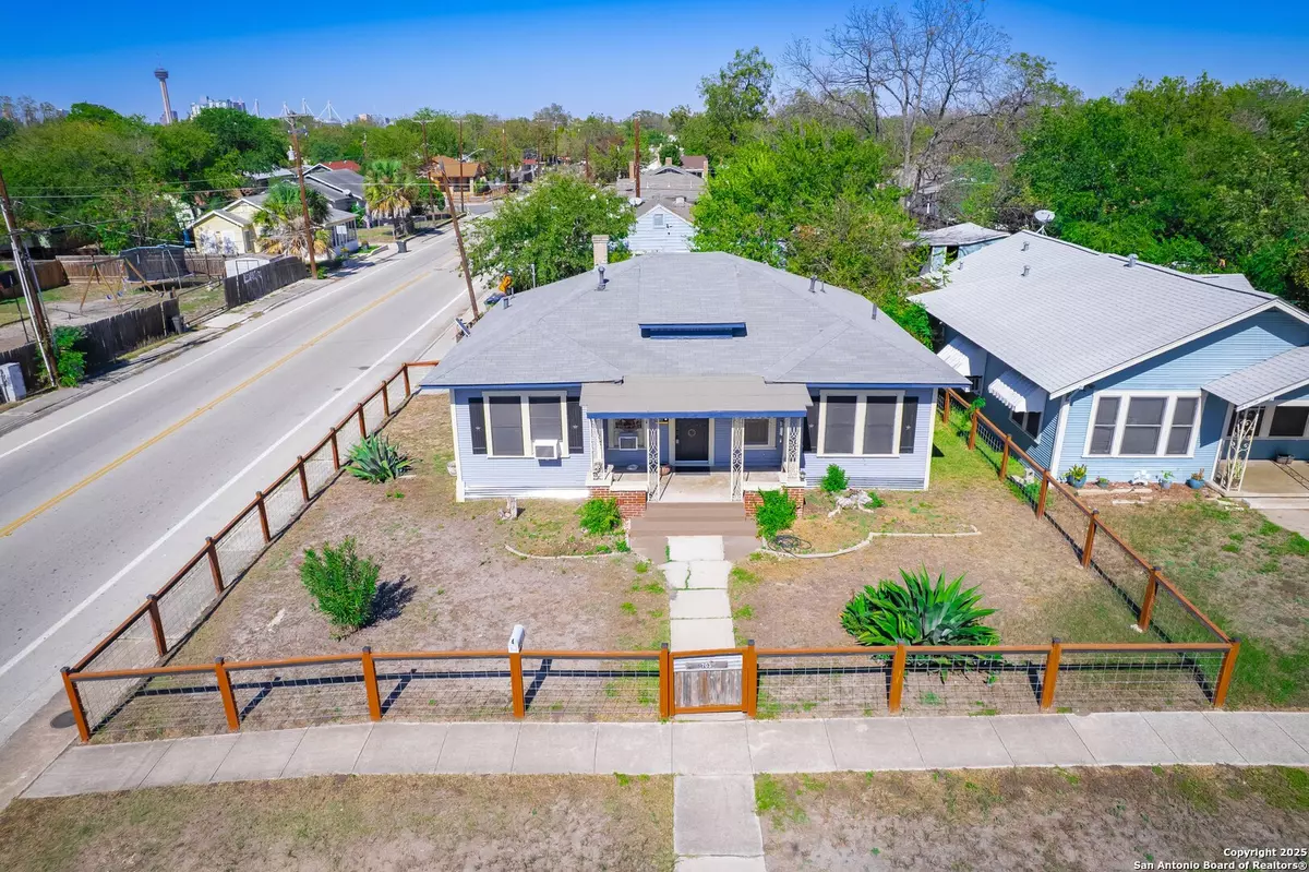 San Antonio, TX 78210,703 E Highland