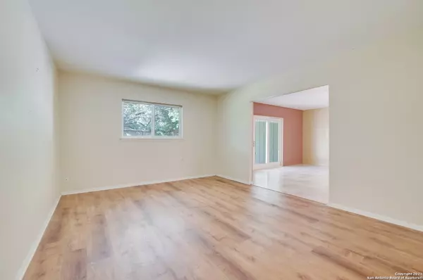 San Antonio, TX 78216,232 silver sands