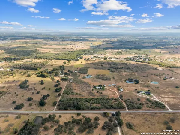 Seguin, TX 78155,2425 Elm Creek