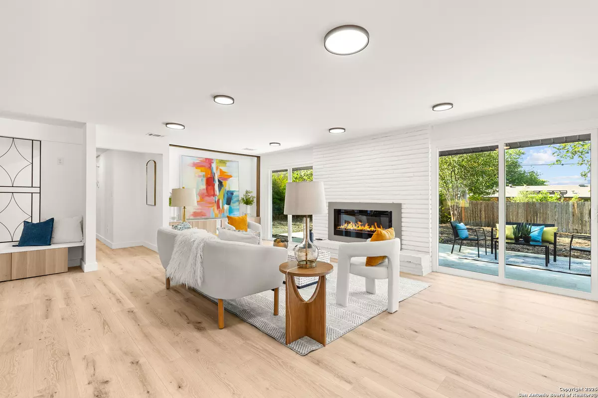 Windcrest, TX 78239,446 Spaceway Dr