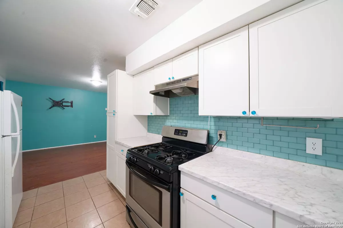 San Antonio, TX 78218,5135 Village Lawn