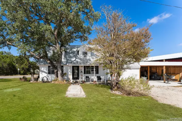 Canyon Lake, TX 78133,1843 Rhinestone