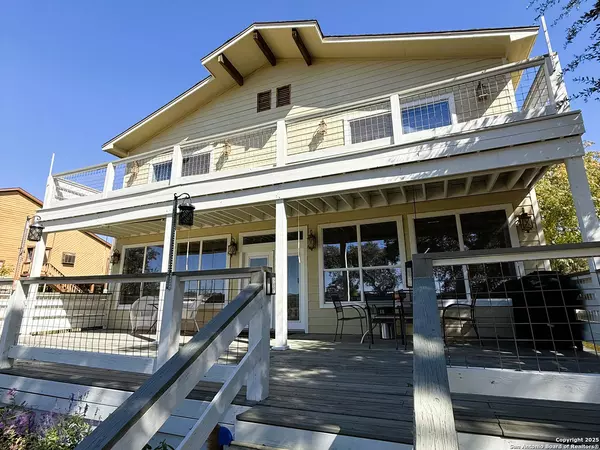 972 Pebble Beach, Lakehills, TX 78063