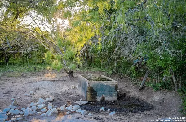 Beeville, TX 78102,000 County Line Rd # 120