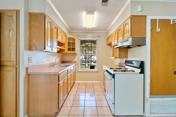 San Antonio, TX 78238,6034 topcroft