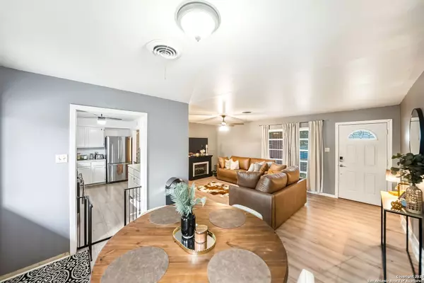 San Antonio, TX 78228,4414 HOLLYRIDGE