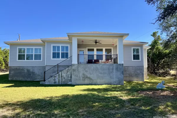 Canyon Lake, TX 78133,250 DEER RUN PASS